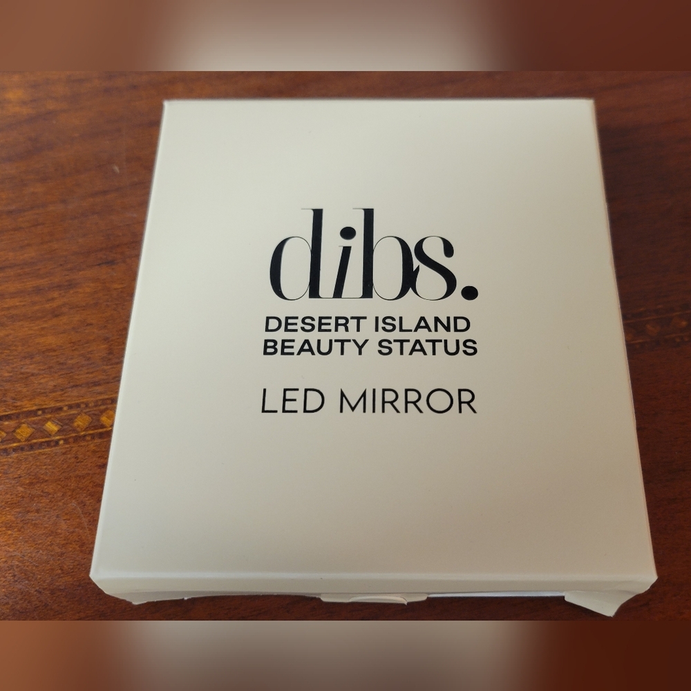 Dibs LED makeup mirror